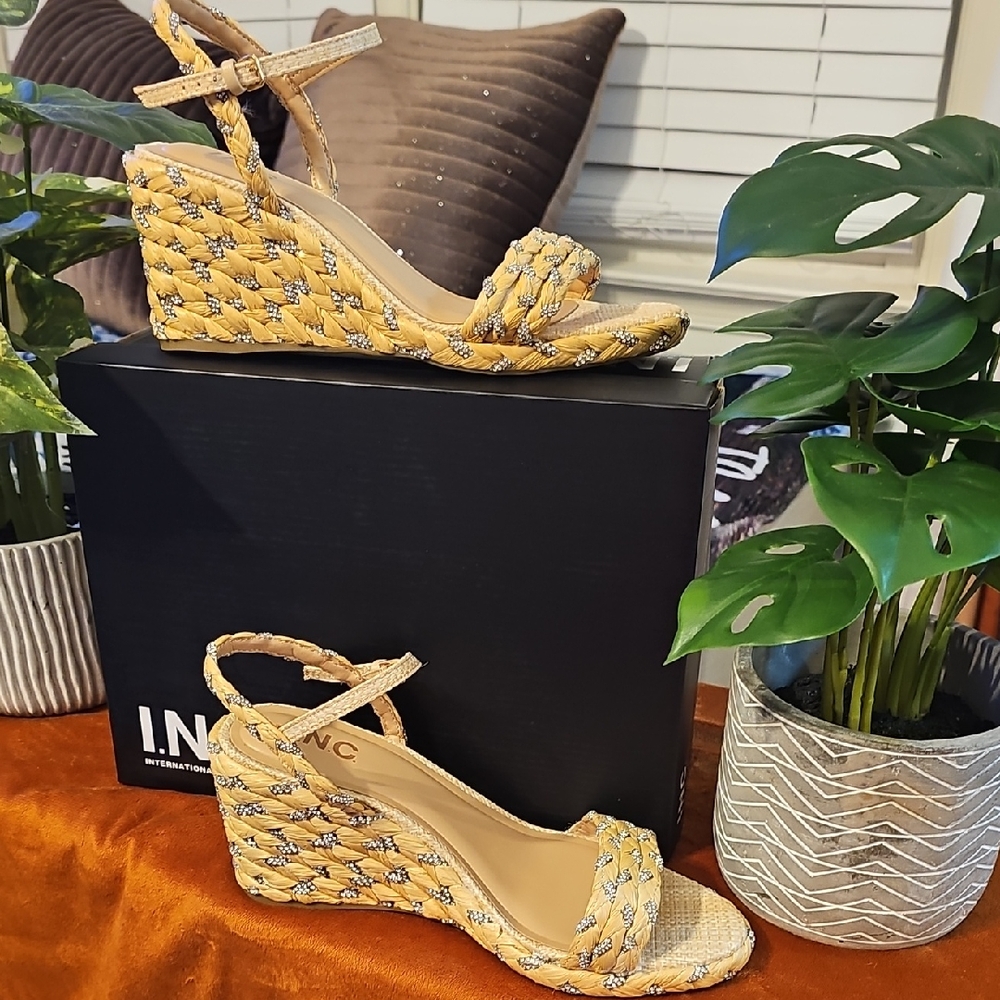 INC International Concepts Women's Patterned Yellow Or  Wedges